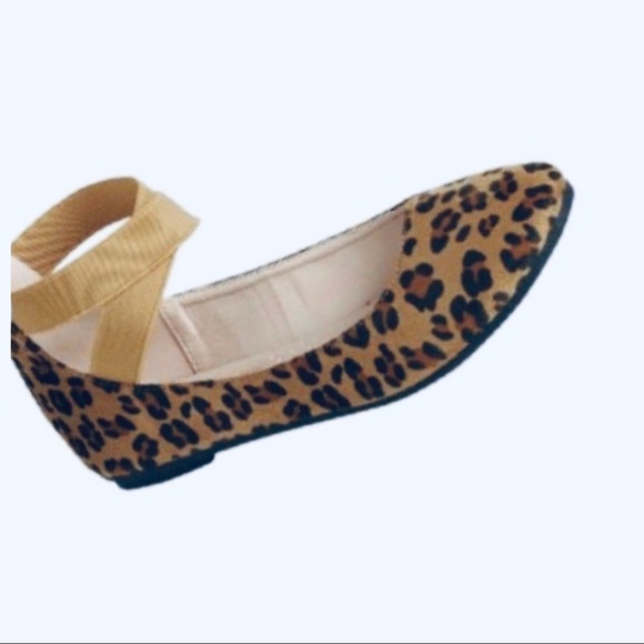 SO CHIC LEOPARD PRINT BALLET FLATS WITH STRAPS - Picture 4 of 4